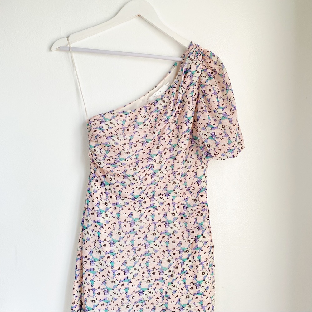Spring Astr One-Shoulder Floral Dress - White and Blue - Picture 4 of 8
